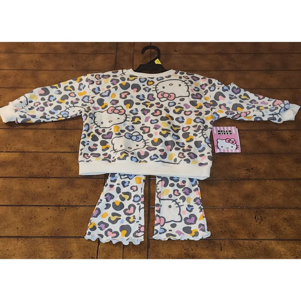 Hello Kitty Leopard Pajama Set Girls NWT Size 3T